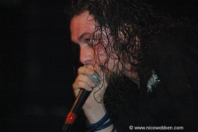 abrt110206_37