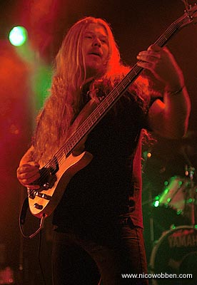andm061001_08