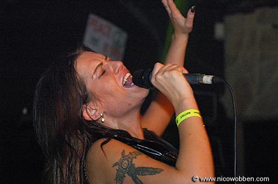 ange291005_01
