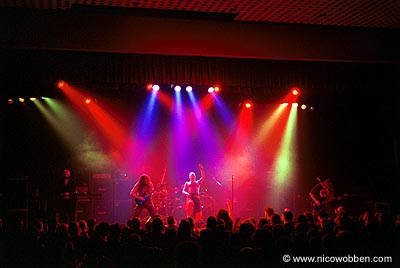 apre200403_05