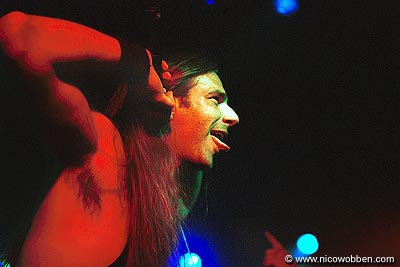 bs080602_09