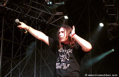 ciic310703_02