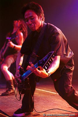 dean200403_04