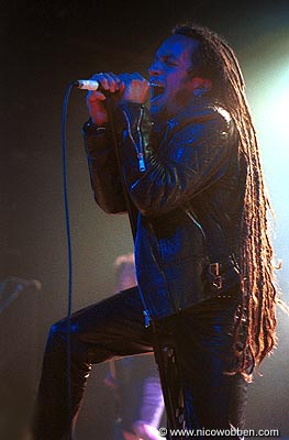 dean200403_08