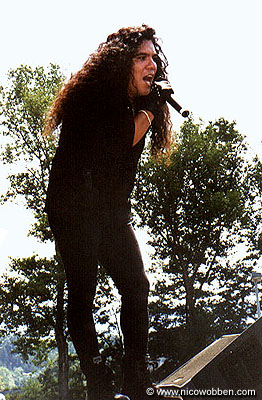 dest300600_3