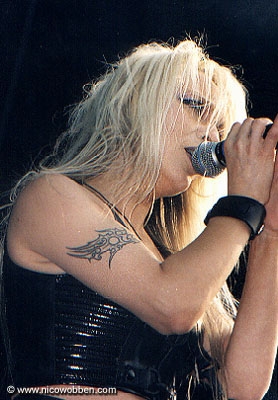 doro050800_2