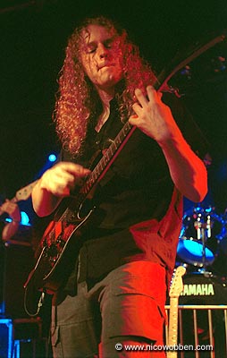 dtcn021004_11