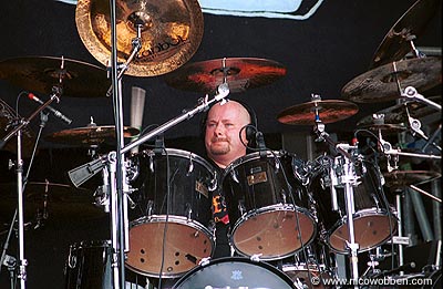 jp280602_03
