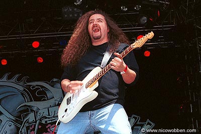 jp280602_23