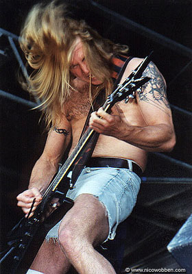 lefy010700_3