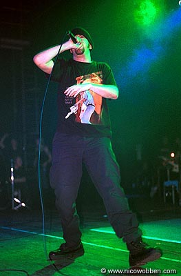 male200403_05