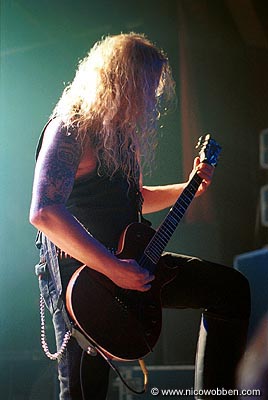 male200403_10