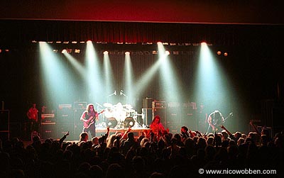 mrdk200403_03