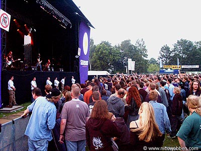 misc_bos02_crowd2_d