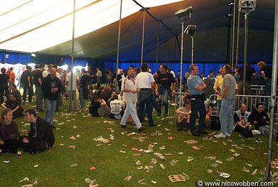 misc_bos02_tent_d