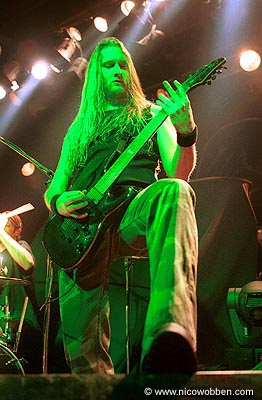 symp120104_11