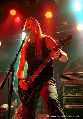 symp120104_14