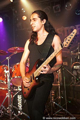 trst120102_02