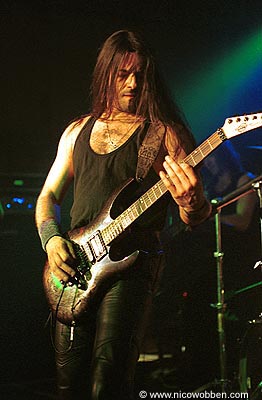 trst120102_05